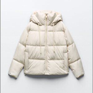 Zara Puffer Size Small Ecru